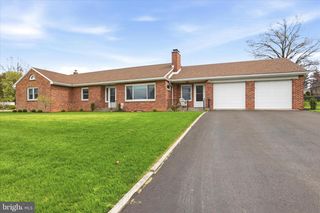 630 CHARLES ST, Shippensburg, PA 17257