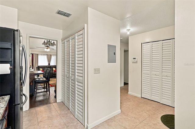 4631 N PINE HILLS ROAD 110, Orlando, FL 32808