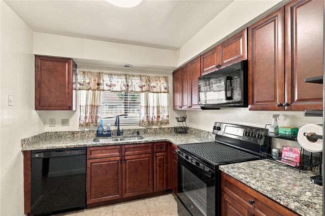 4631 N PINE HILLS ROAD 110, Orlando, FL 32808