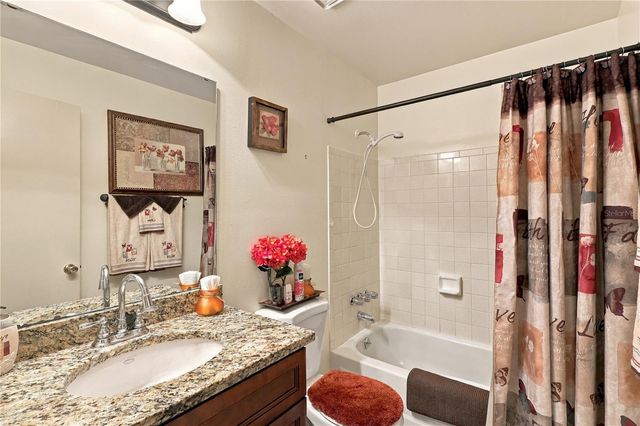 4631 N PINE HILLS ROAD 110, Orlando, FL 32808