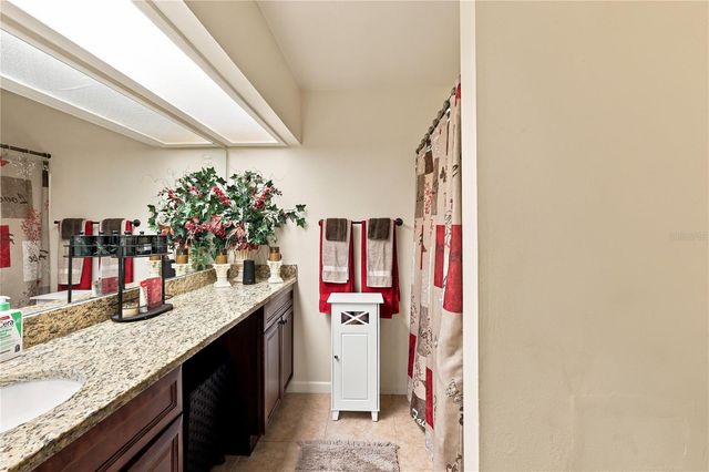 4631 N PINE HILLS ROAD 110, Orlando, FL 32808