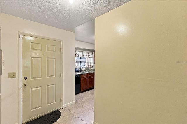 4631 N PINE HILLS ROAD 110, Orlando, FL 32808