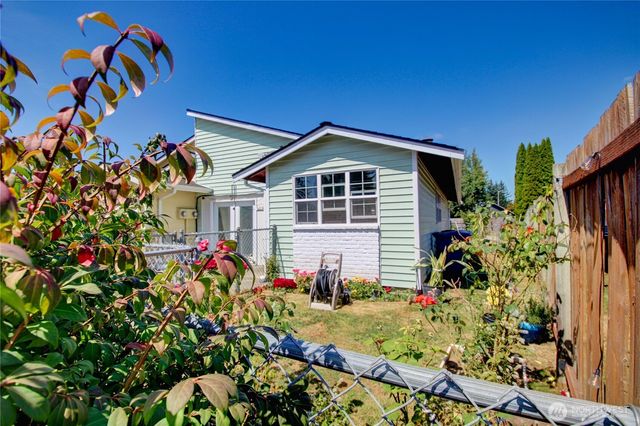5219 101st Place NE, Marysville, WA 98270