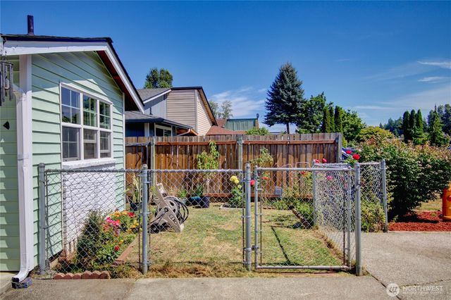 5219 101st Place NE, Marysville, WA 98270