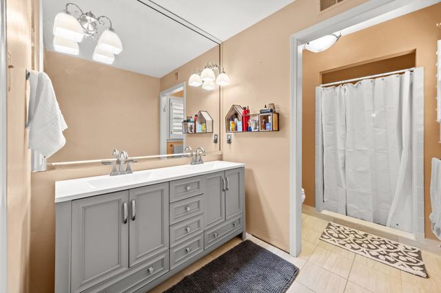 1911 ALLENBY RD, Germantown, TN 38139