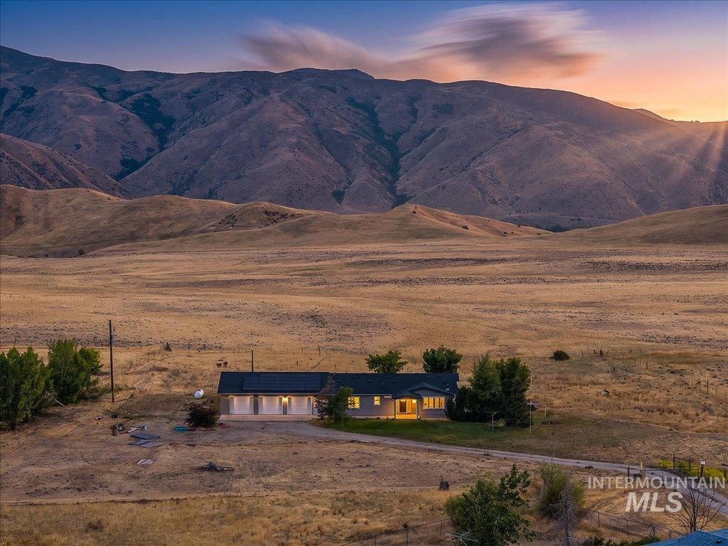 56 Jerusalem Rd, Horseshoe Bend, ID 83629 photo 3