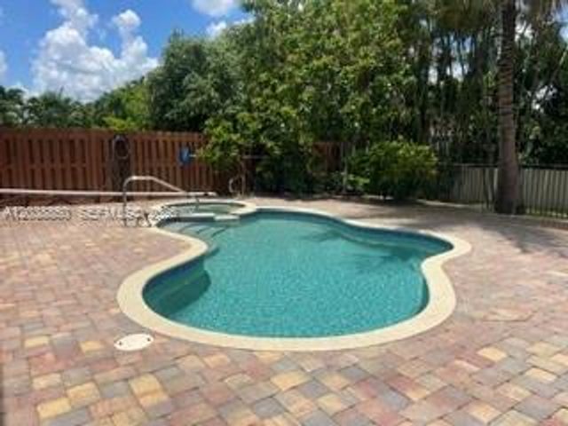 3837 Aspen Leaf Dr, Boynton Beach, FL 33436