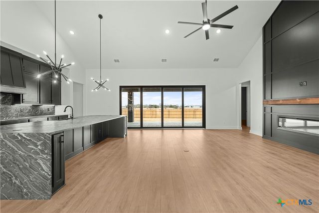 6750 King Mill Drive, Salado, TX 76571