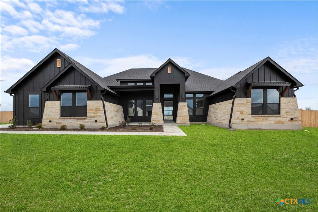 6750 King Mill Drive, Salado, TX 76571