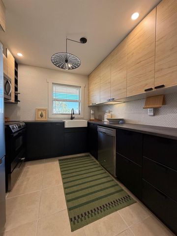 2688 Dudley Drive E B, West Palm Beach, FL 33415