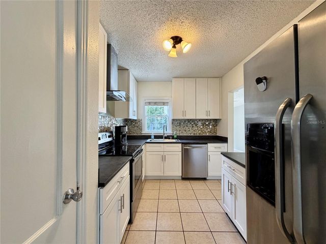 2533 48TH AVENUE N, St Petersburg, FL 33714