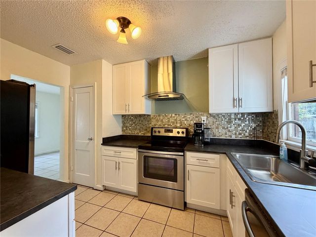 2533 48TH AVENUE N, St Petersburg, FL 33714