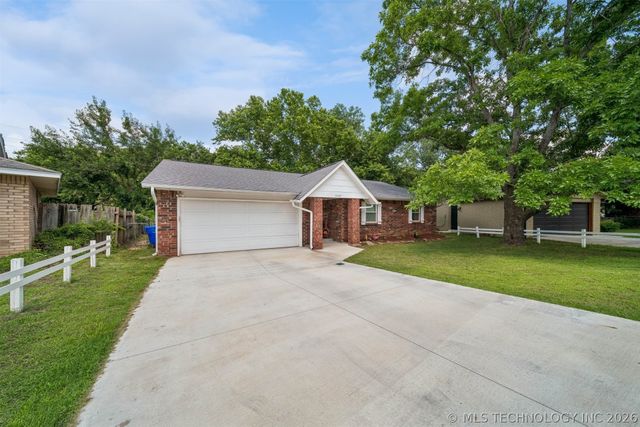 1605 S Pine Avenue, Broken Arrow, OK 74012