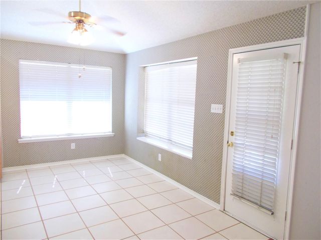 914 Heritage Parkway S, Allen, TX 75002