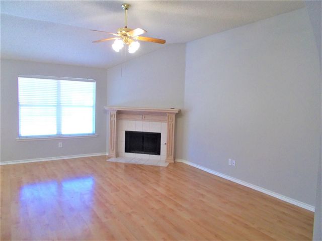 914 Heritage Parkway S, Allen, TX 75002