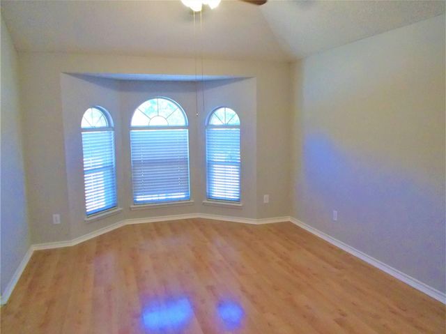 914 Heritage Parkway S, Allen, TX 75002