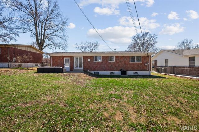 4733 McCorry Drive, St Louis, MO 63123