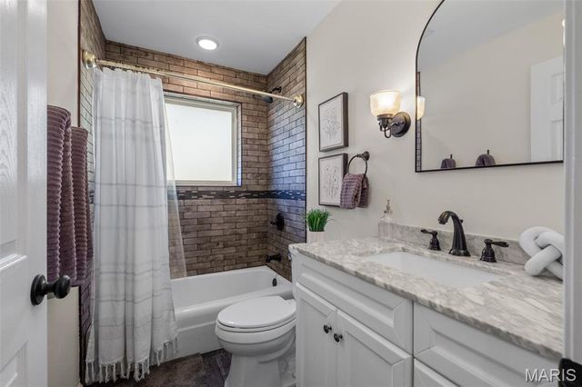 4733 McCorry Drive, St Louis, MO 63123