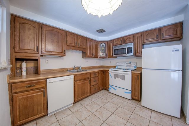 2962 Manorview Circle, Hampton, PA 15101