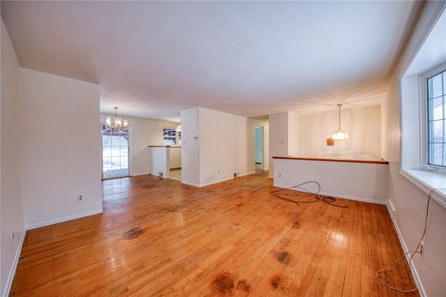 2962 Manorview Circle, Hampton, PA 15101