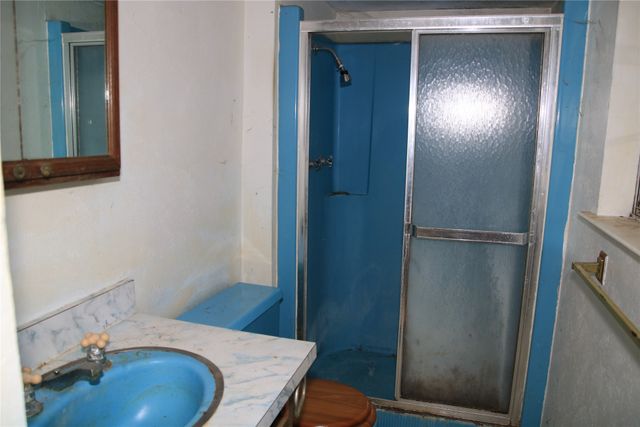 611 Cain Street, Lake Dallas, TX 75065