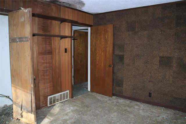 611 Cain Street, Lake Dallas, TX 75065