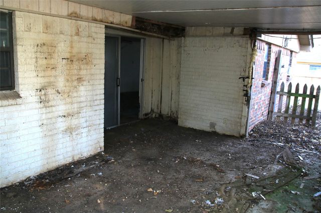 611 Cain Street, Lake Dallas, TX 75065