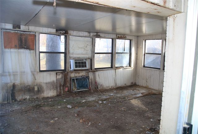 611 Cain Street, Lake Dallas, TX 75065