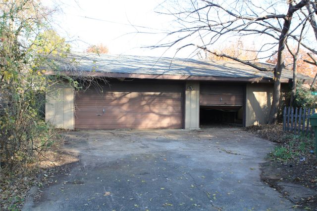 611 Cain Street, Lake Dallas, TX 75065