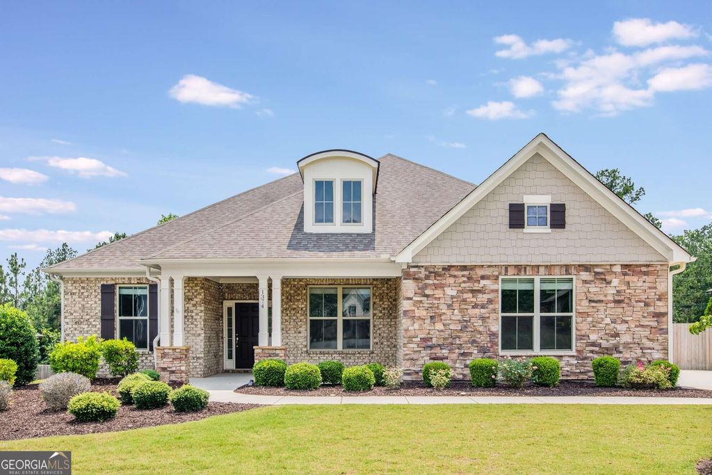 1374 Highland Wood Court, Auburn, GA 30011