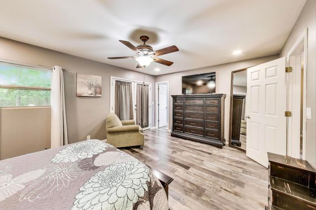 32362 N PINE Avenue, Grayslake, IL 60030