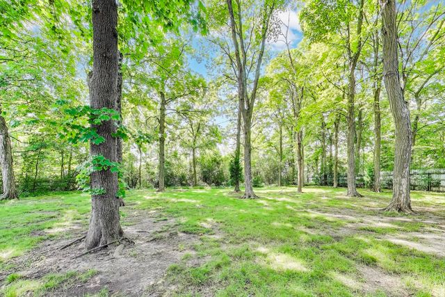 32362 N PINE Avenue, Grayslake, IL 60030