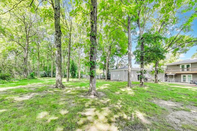 32362 N PINE Avenue, Grayslake, IL 60030