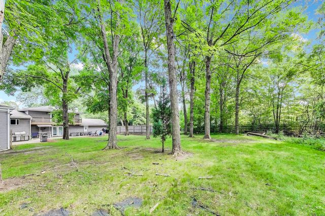 32362 N PINE Avenue, Grayslake, IL 60030