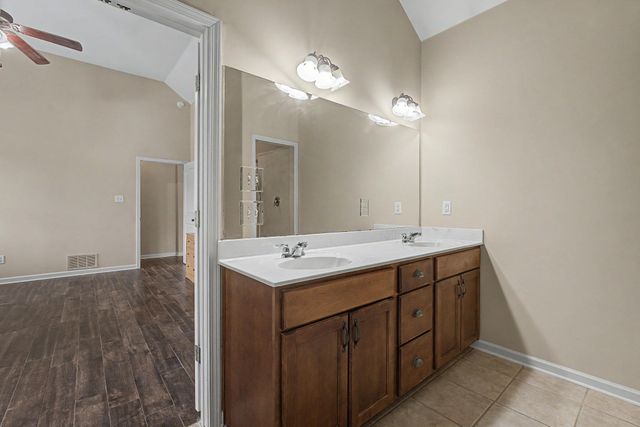 5378 CHESTER ST, Arlington, TN 38002