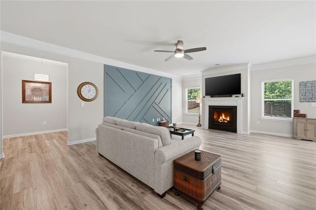 222 Woodford Drive, Canton, GA 30115