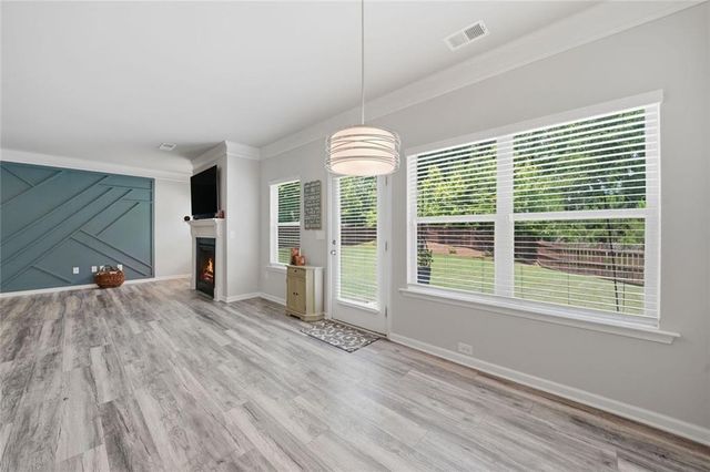222 Woodford Drive, Canton, GA 30115