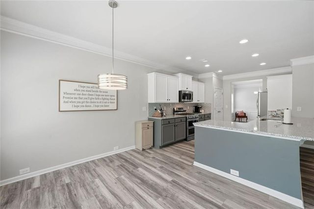 222 Woodford Drive, Canton, GA 30115