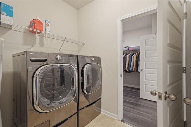 222 Woodford Drive, Canton, GA 30115