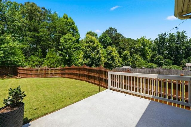 222 Woodford Drive, Canton, GA 30115