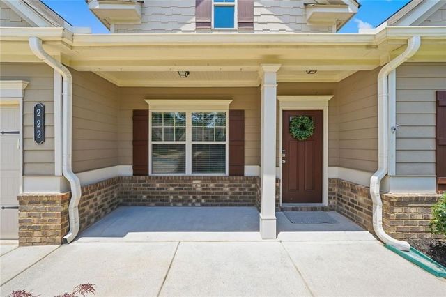 222 Woodford Drive, Canton, GA 30115