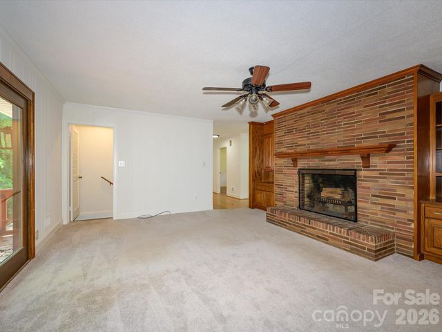688 Grandview Drive NE, Concord, NC 28025