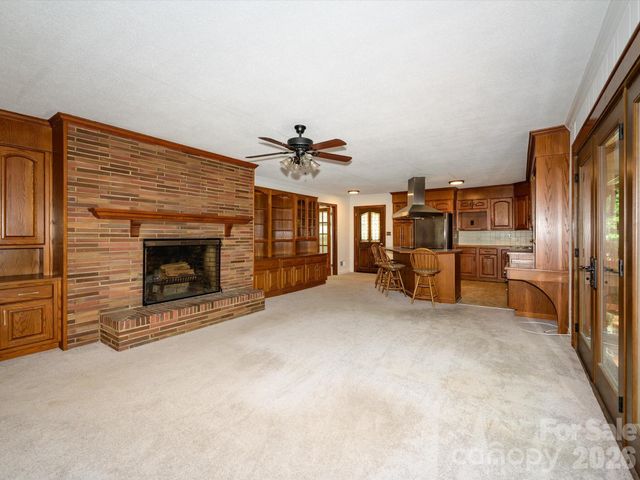 688 Grandview Drive NE, Concord, NC 28025