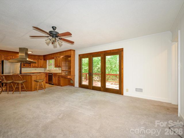 688 Grandview Drive NE, Concord, NC 28025