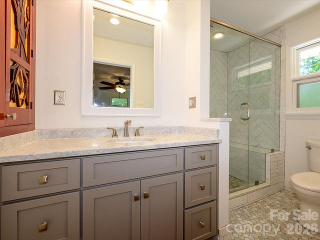 688 Grandview Drive NE, Concord, NC 28025