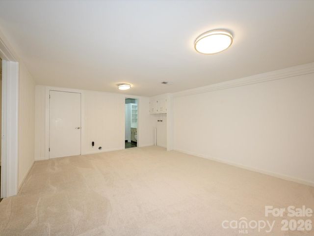 688 Grandview Drive NE, Concord, NC 28025