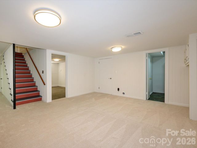 688 Grandview Drive NE, Concord, NC 28025