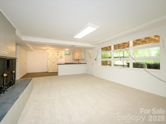 688 Grandview Drive NE, Concord, NC 28025