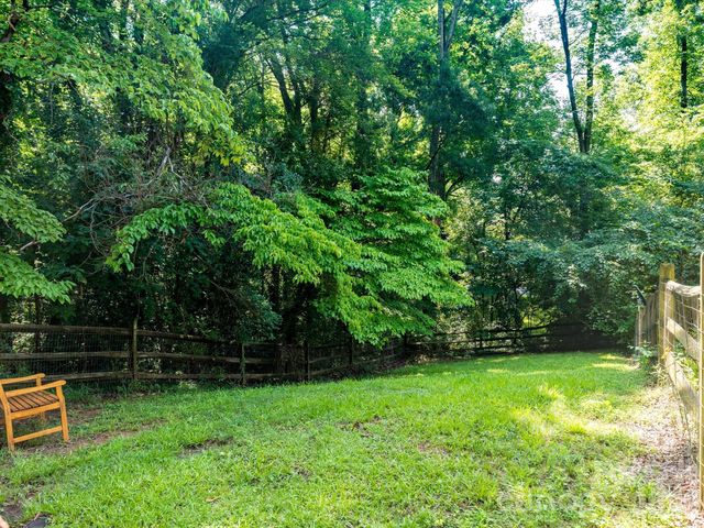 688 Grandview Drive NE, Concord, NC 28025