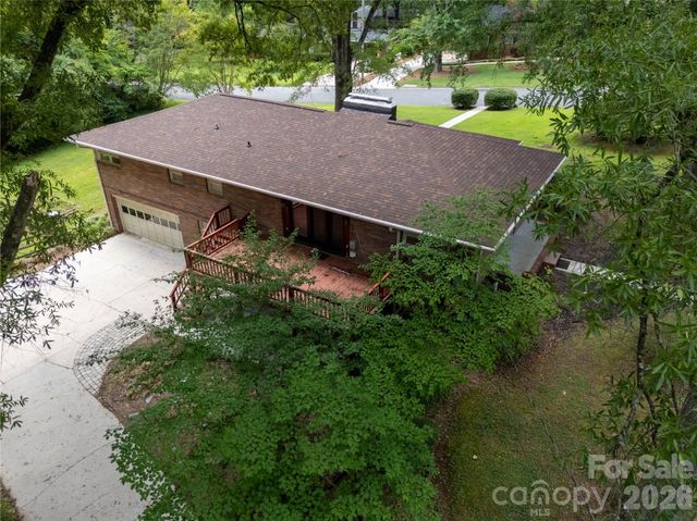 688 Grandview Drive NE, Concord, NC 28025